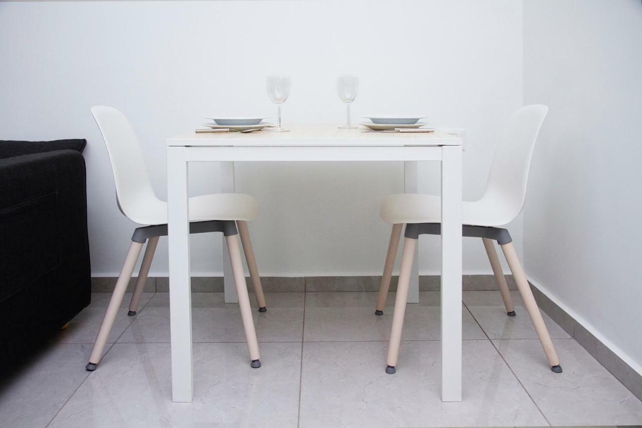 Apartments4you Maya Bat Yam Bagian luar foto
