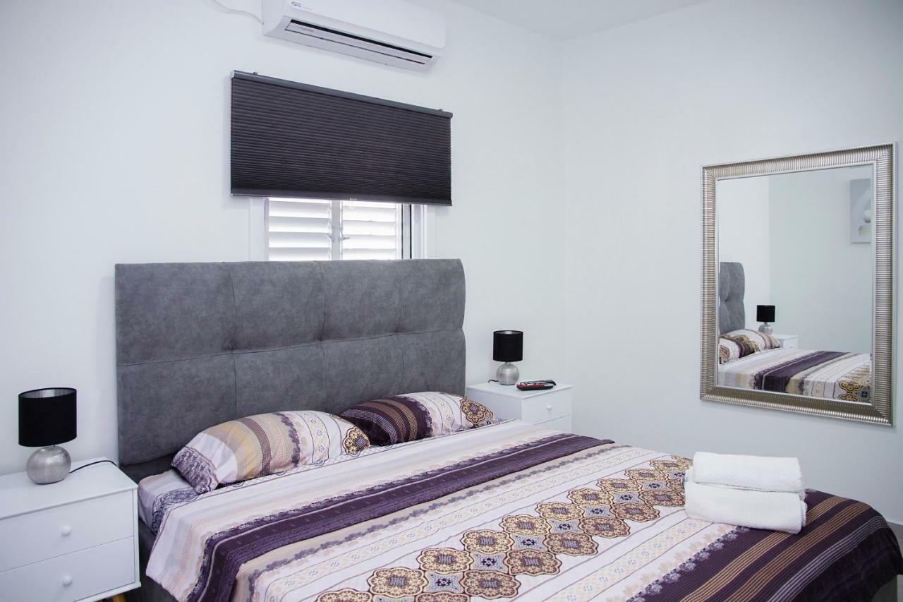 Apartments4you Maya Bat Yam Bagian luar foto